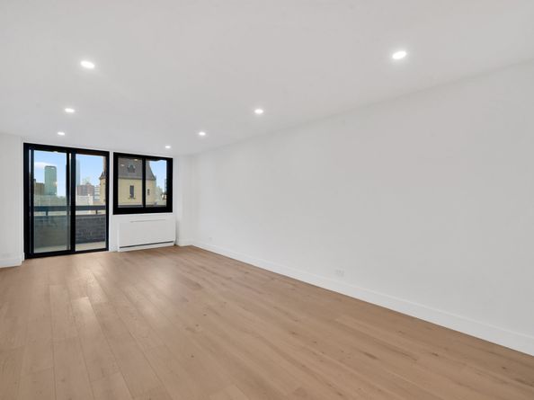 347 West 57th Street 23E, New York NY 10019