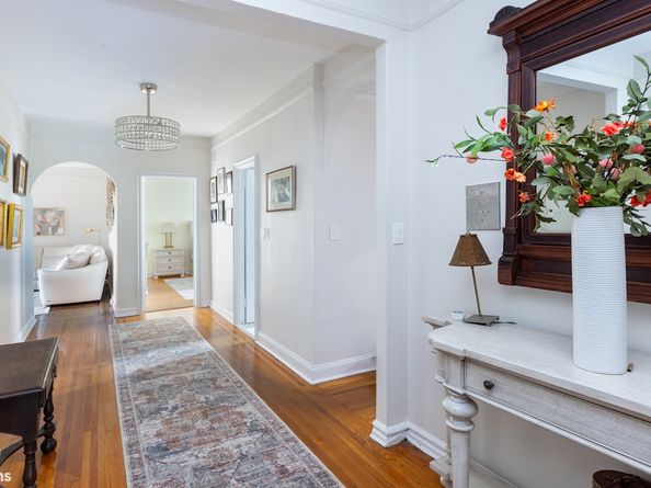8701 Shore Road 324, Brooklyn NY 11209