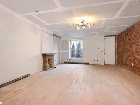 2007 5th Avenue, New York NY 10035