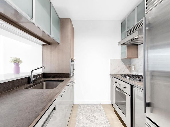 200 Chambers Street 2K, New York NY 10007