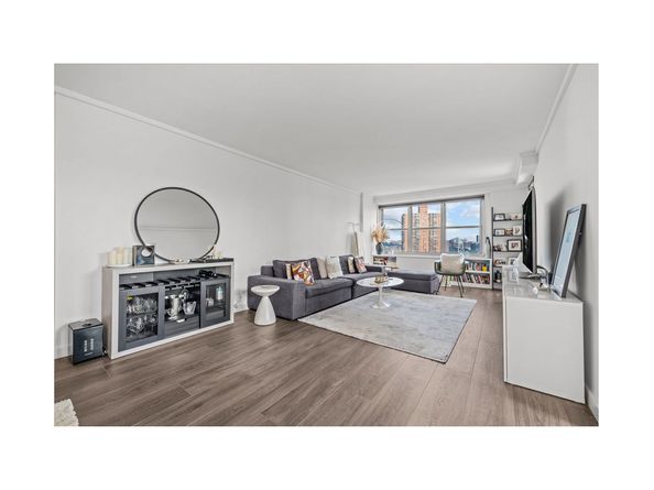 555 Kappock Street 6P, Bronx NY 10463