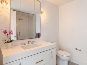 212 West 72nd Street 7L, New York NY 10023