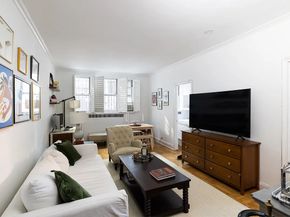 25 Minetta Lane 1G, New York NY 10012