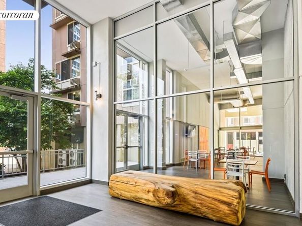 555 Main Street 1710, New York NY 10044
