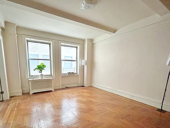 240 West 98th Street 9C, New York NY 10025