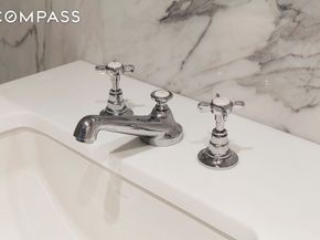 21 East 66th Street 7EW, New York NY 10065