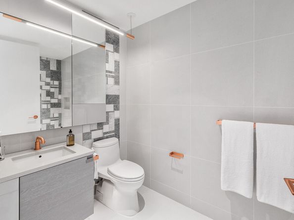 1 City Point 46C, Brooklyn NY 11201