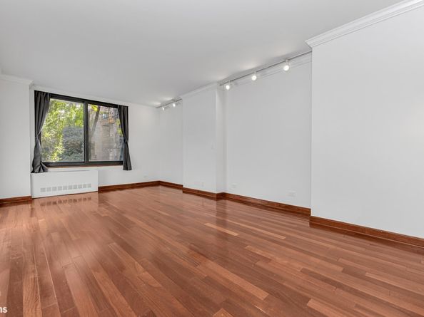 300 East 85th Street 201, New York NY 10028