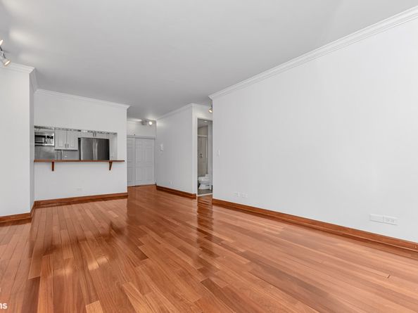 300 East 85th Street 201, New York NY 10028
