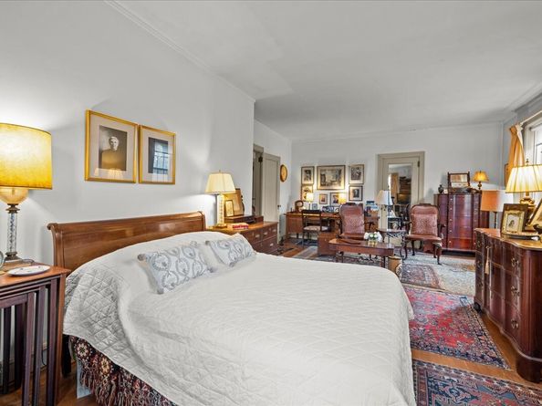 525 West 238th Street 2B, Bronx NY 10463