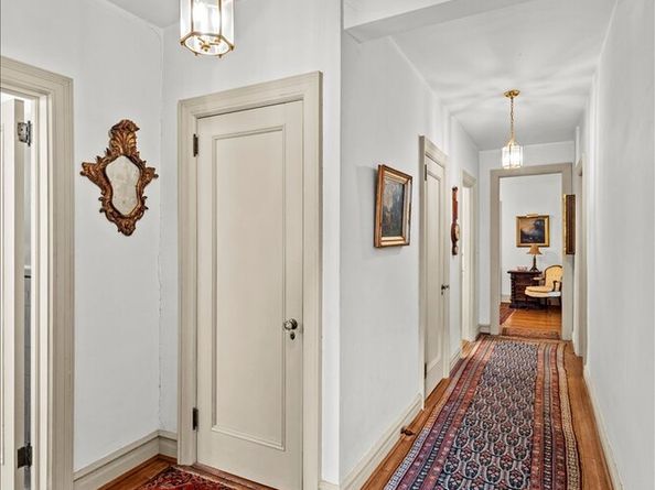 525 West 238th Street 2B, Bronx NY 10463