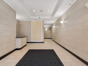 27-16 41st Avenue 3D, Queens NY 11101