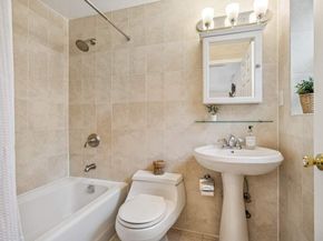 27-16 41st Avenue 3D, Queens NY 11101