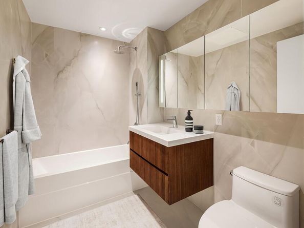 355 West 39th Street 2A, New York NY 10018