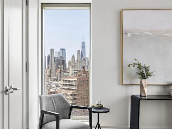 222 East Broadway 14B, New York NY 10002