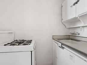 235 East 22nd Street 12R, New York NY 10010