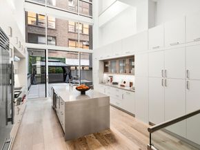 34 West 21st Street, New York NY 10010