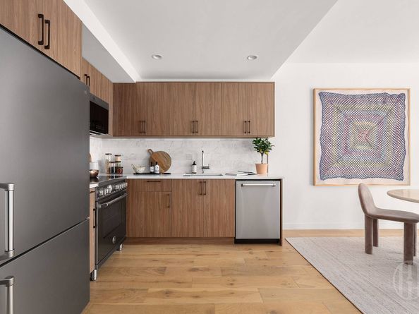 216 20th Street 1B, Brooklyn NY 11232-1341