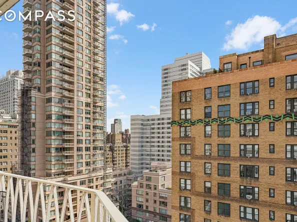 1160 3rd Avenue 15F, New York NY 10065