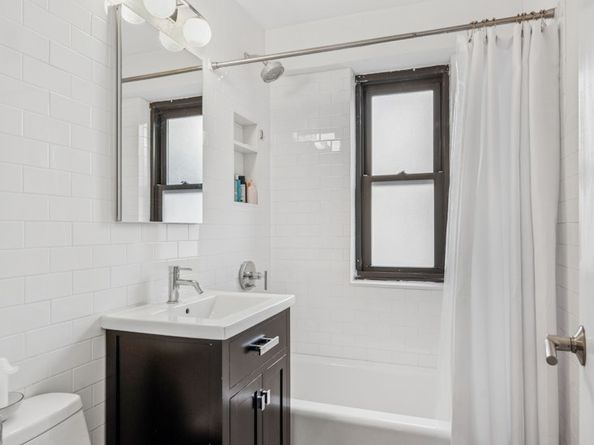 417 Grand Street D301, New York NY 10002