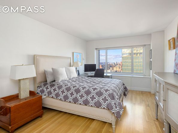 20 West 64th Street 39K, New York NY 10023