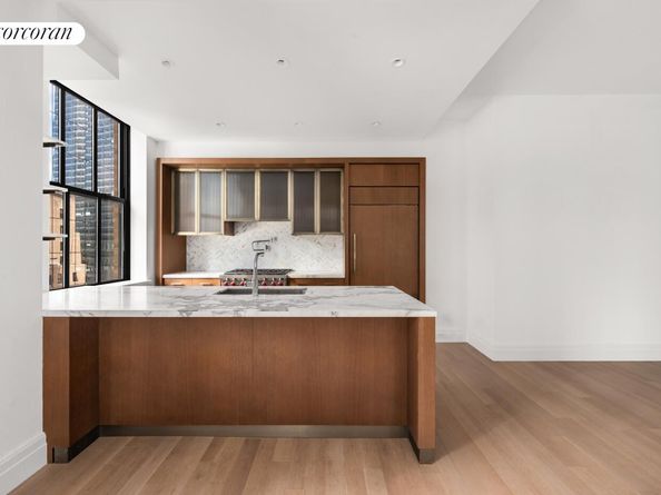100 Barclay Street 15L, New York NY 10007
