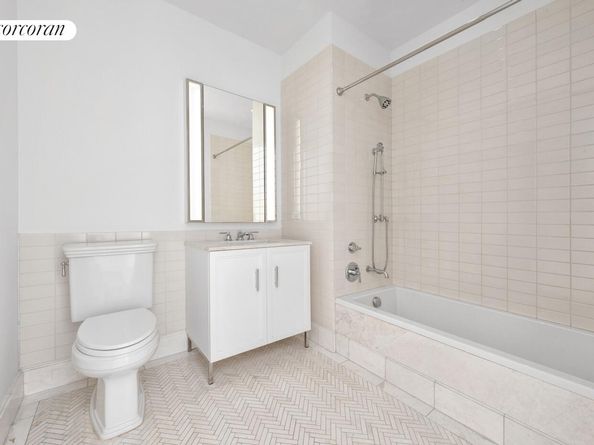 100 Barclay Street 15L, New York NY 10007