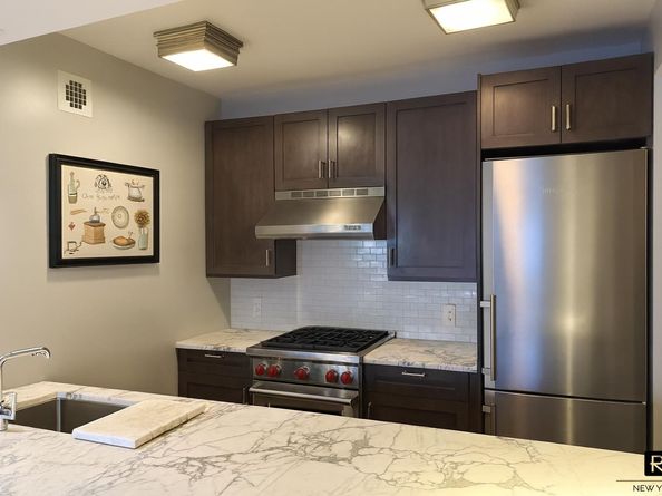 410 West 24th Street 10K, New York NY 10011