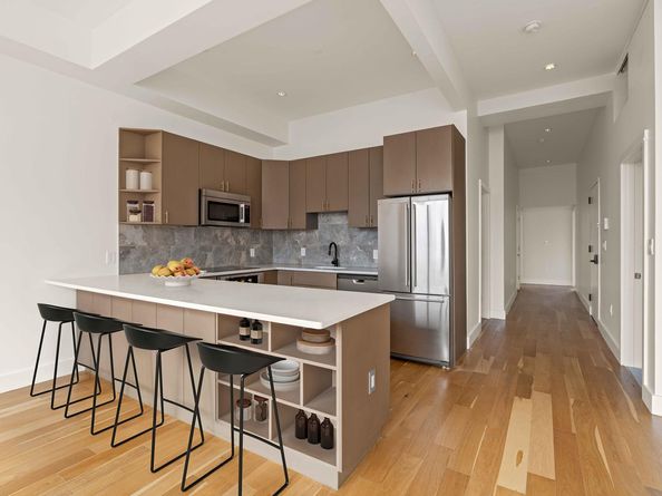 5-12 51st Avenue 3, Queens NY 11101