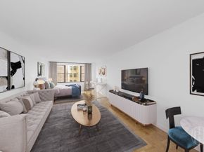 305 East 40th Street 10W, New York NY 10016