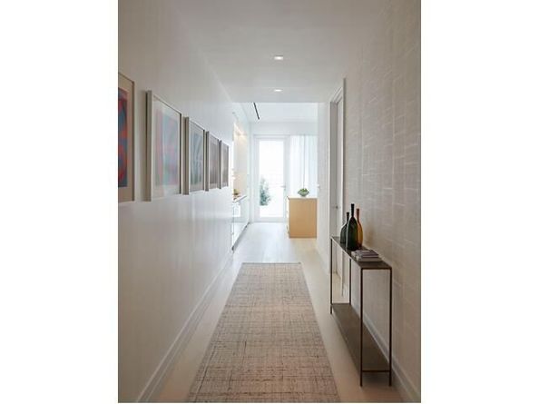 200 East 59th Street 16A, New York NY 10022