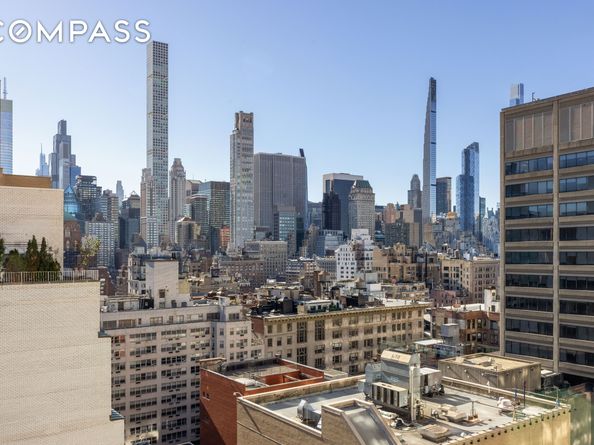 150 East 69th Street 18S, New York NY 10021