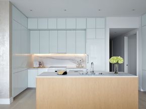 200 East 59th Street 30E, New York NY 10022