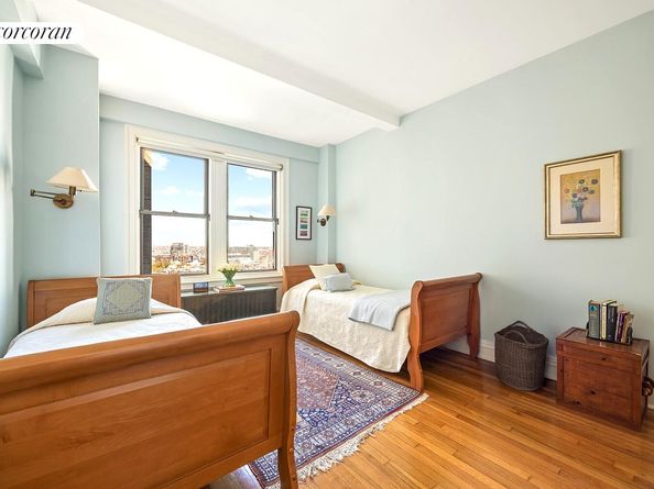 135 Eastern Parkway 12F, Brooklyn NY 11238