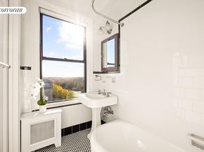 135 Eastern Parkway 12F, Brooklyn NY 11238