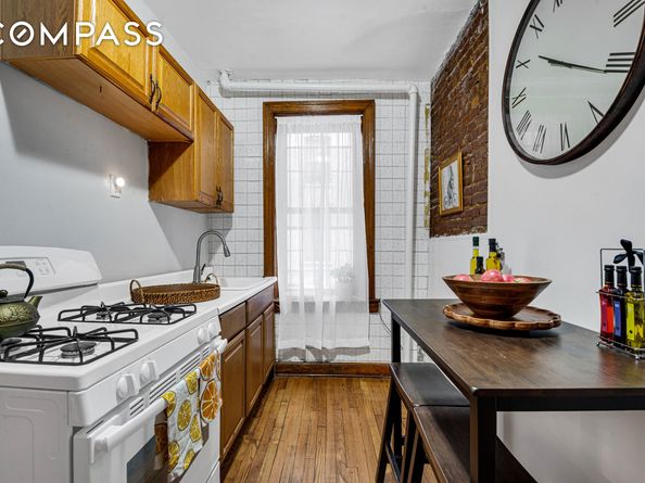 527 West 143rd Street 1, New York NY 10031