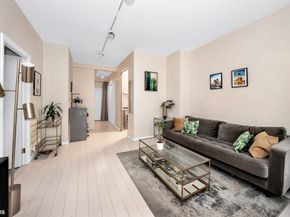 321 East 48th Street 1L, New York NY 10017