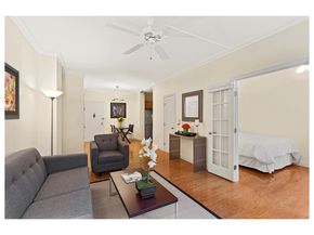 16 West 16th Street 1UN, New York NY 10011