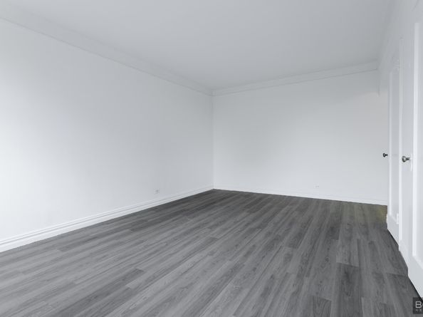 3321 Bruckner Boulevard 5G, Bronx NY 10461