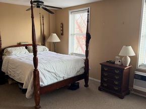 241-20 Northern Boulevard 4A, Queens NY 11362