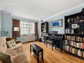 101 West 12th Street 8N, New York NY 10011