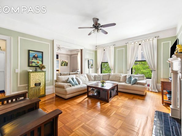 229 West 97th Street 5E, New York NY 10025