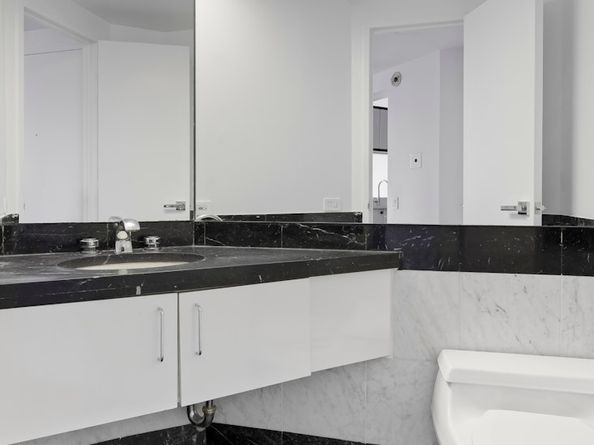 150 West 56th Street 3203, New York NY 10019