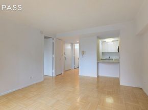 236 East 47th Street 15E, New York NY 10017