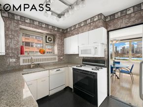 25 Sutton Place S 11M, New York NY 10022