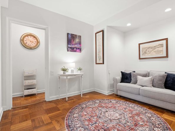 220 Madison Avenue 6B, New York NY 10016