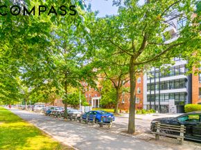 309 Ocean Parkway 4F, Brooklyn NY 11218