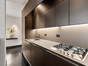 20 Pine Street 1806, New York NY 10005