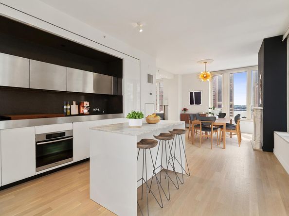 15 William Street 18AB, New York NY 10005