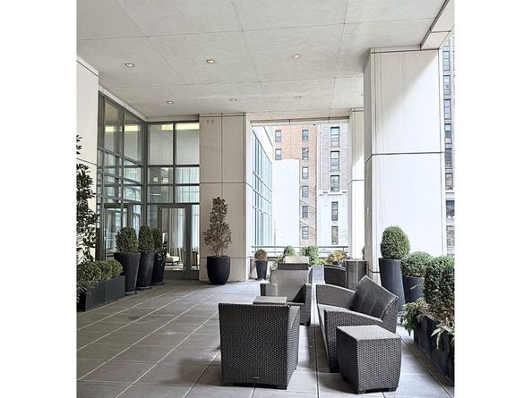 325 5th Avenue 14C, New York NY 10016